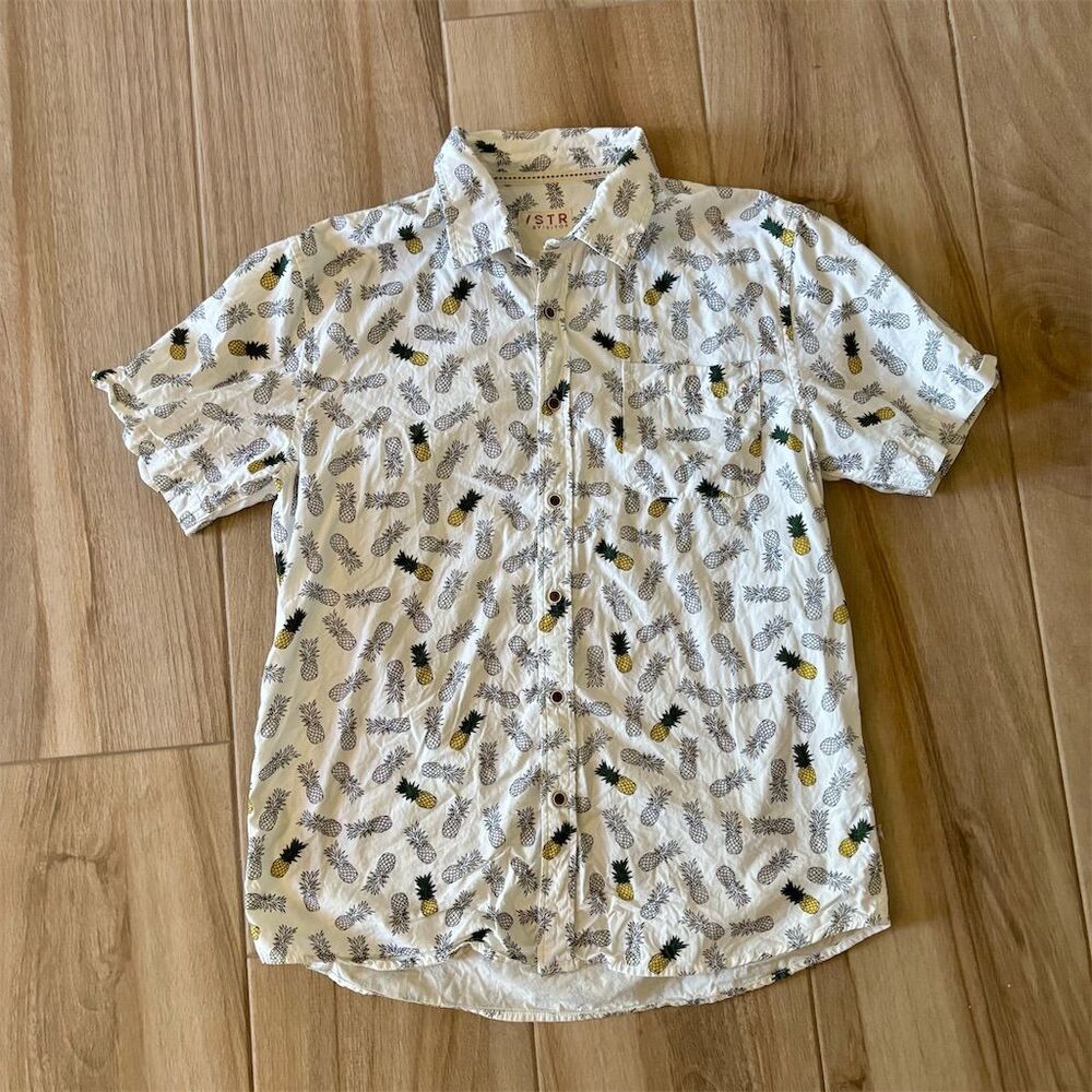 VSTR by Visitor Men's Pineapple Graphic Print Button-Up Shirt M